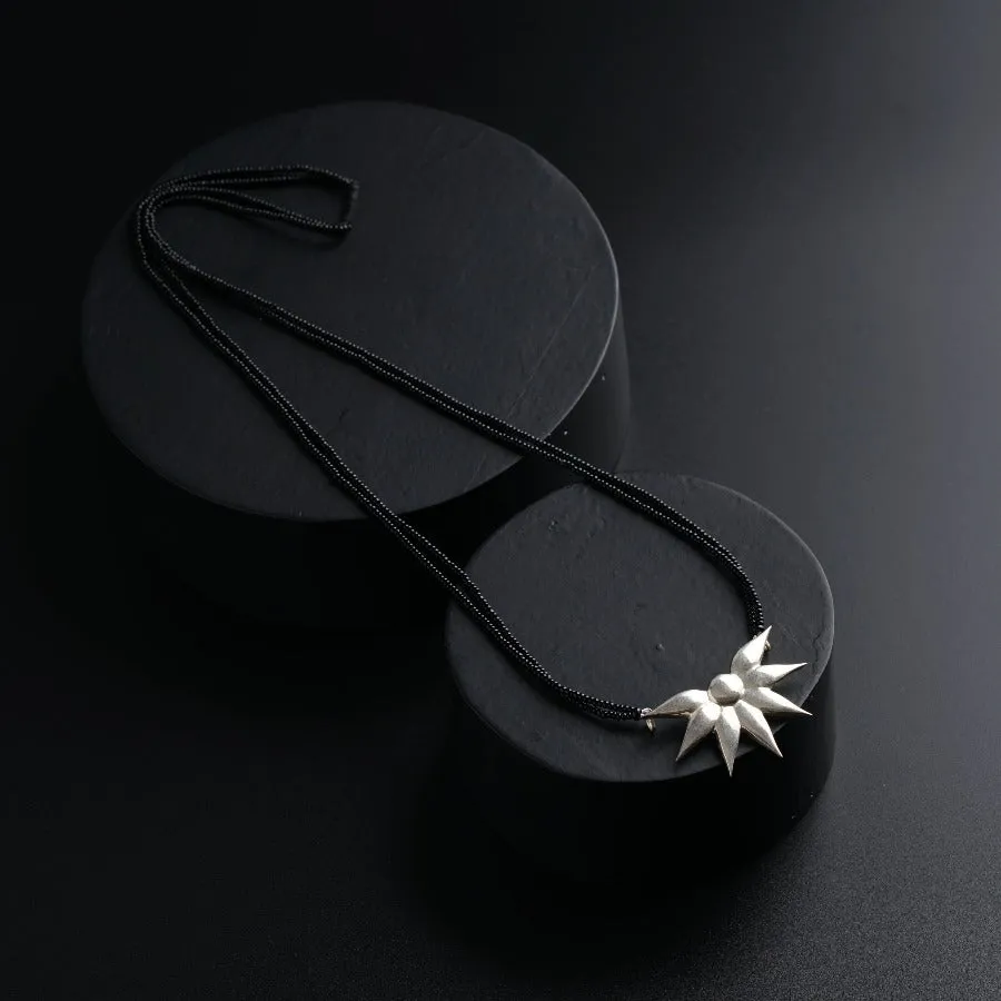 Flower Pendant Mangalsutra