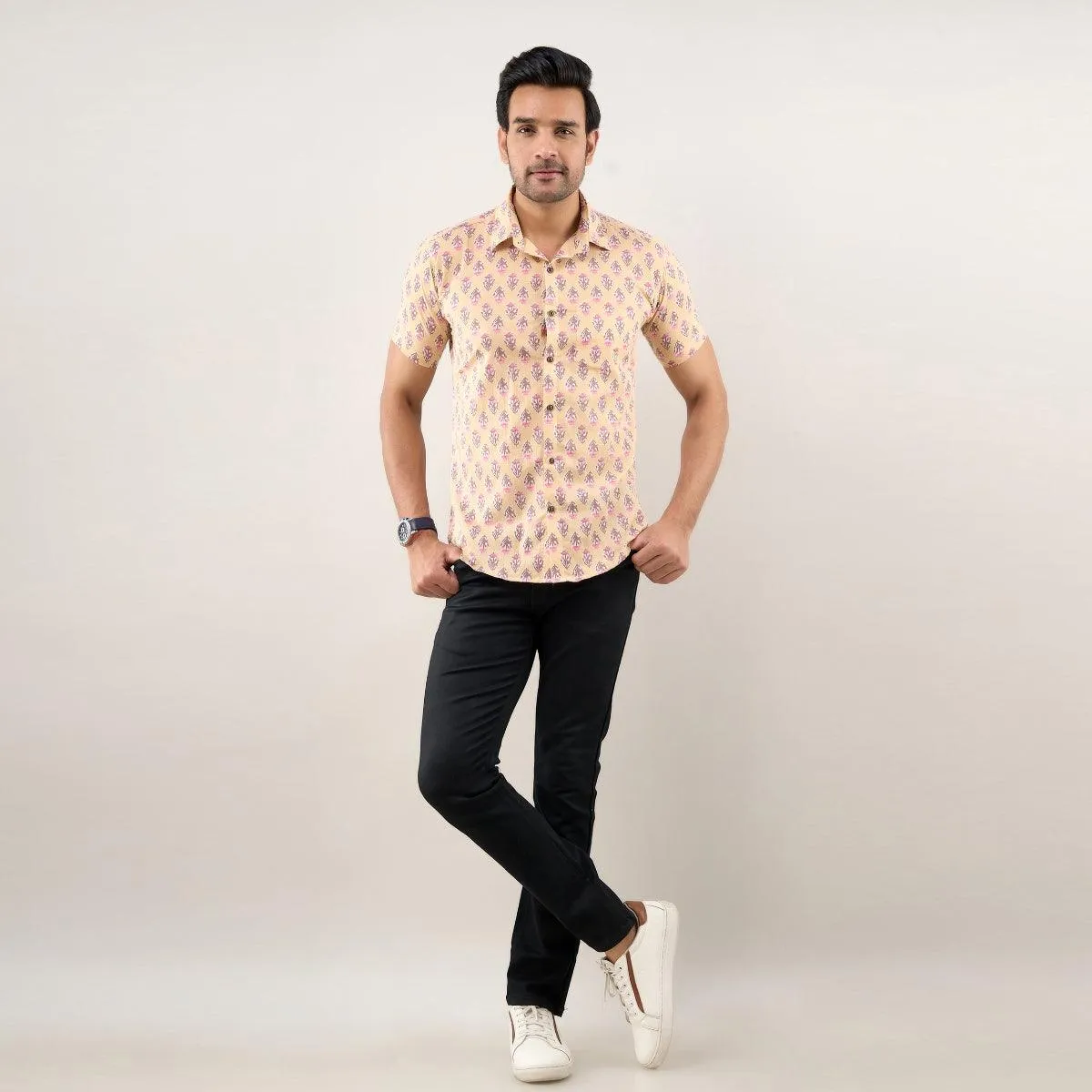Men Brownish Peach Regular Fit Cotton Floral Casual Shirt