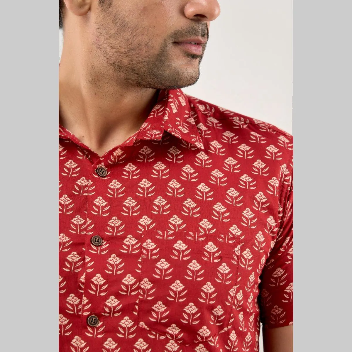 Men Maroon Regular Fit Cotton Floral Casual Shirt